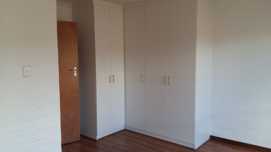 To Let 2 Bedroom Property for Rent in Thornton Western Cape
